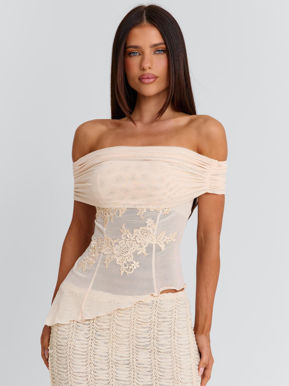 VICTOREA-MIDI-SKIRT-CREAM-_-RILEE-TOP-IVORY6